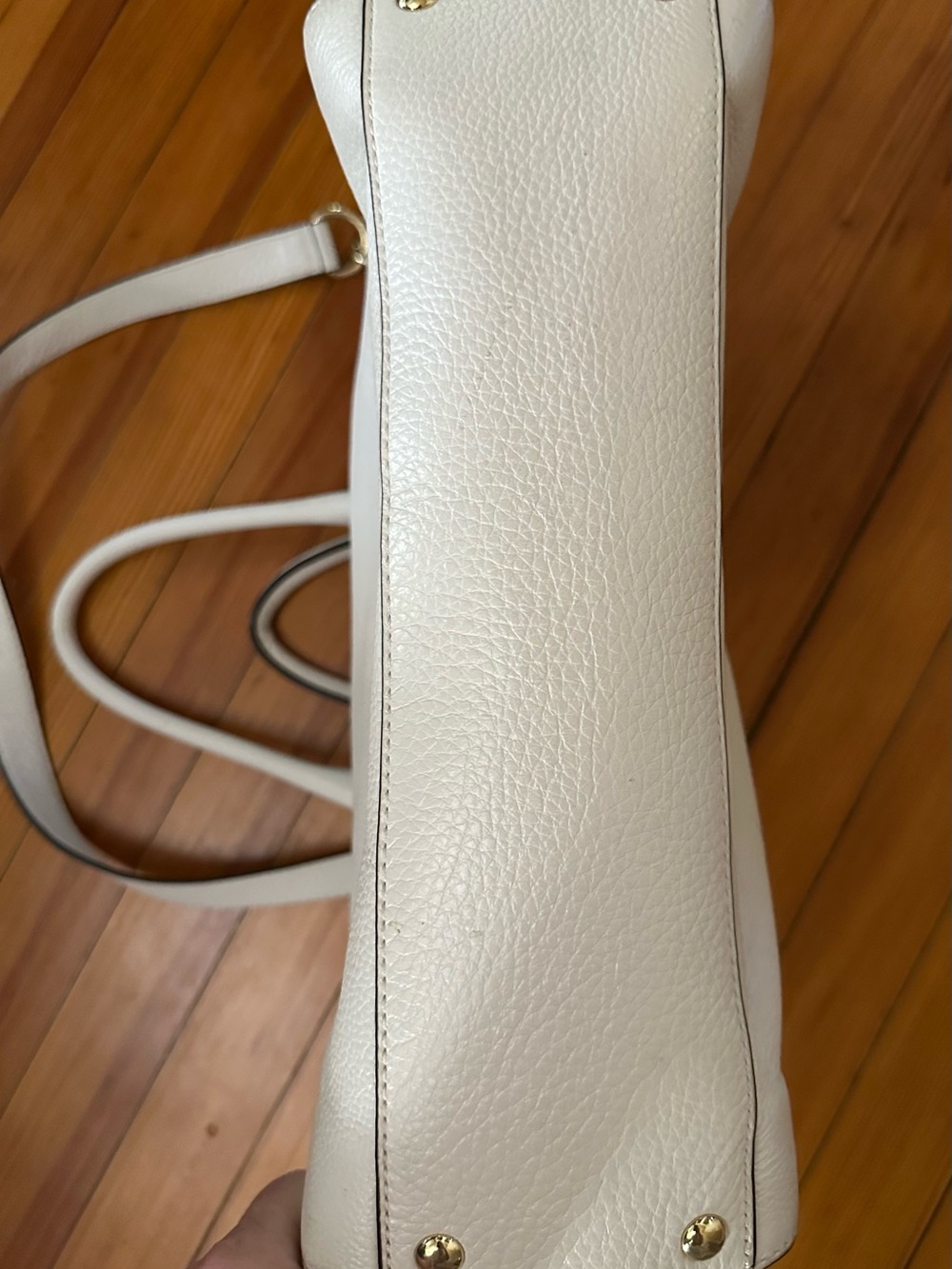 Michael Kors Cream Leather Tote - Shoulder Bag Gold Hardware - Picture 5 of 11